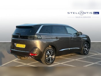 Used Peugeot 5008 2023 for sale - 79541231: Photo
