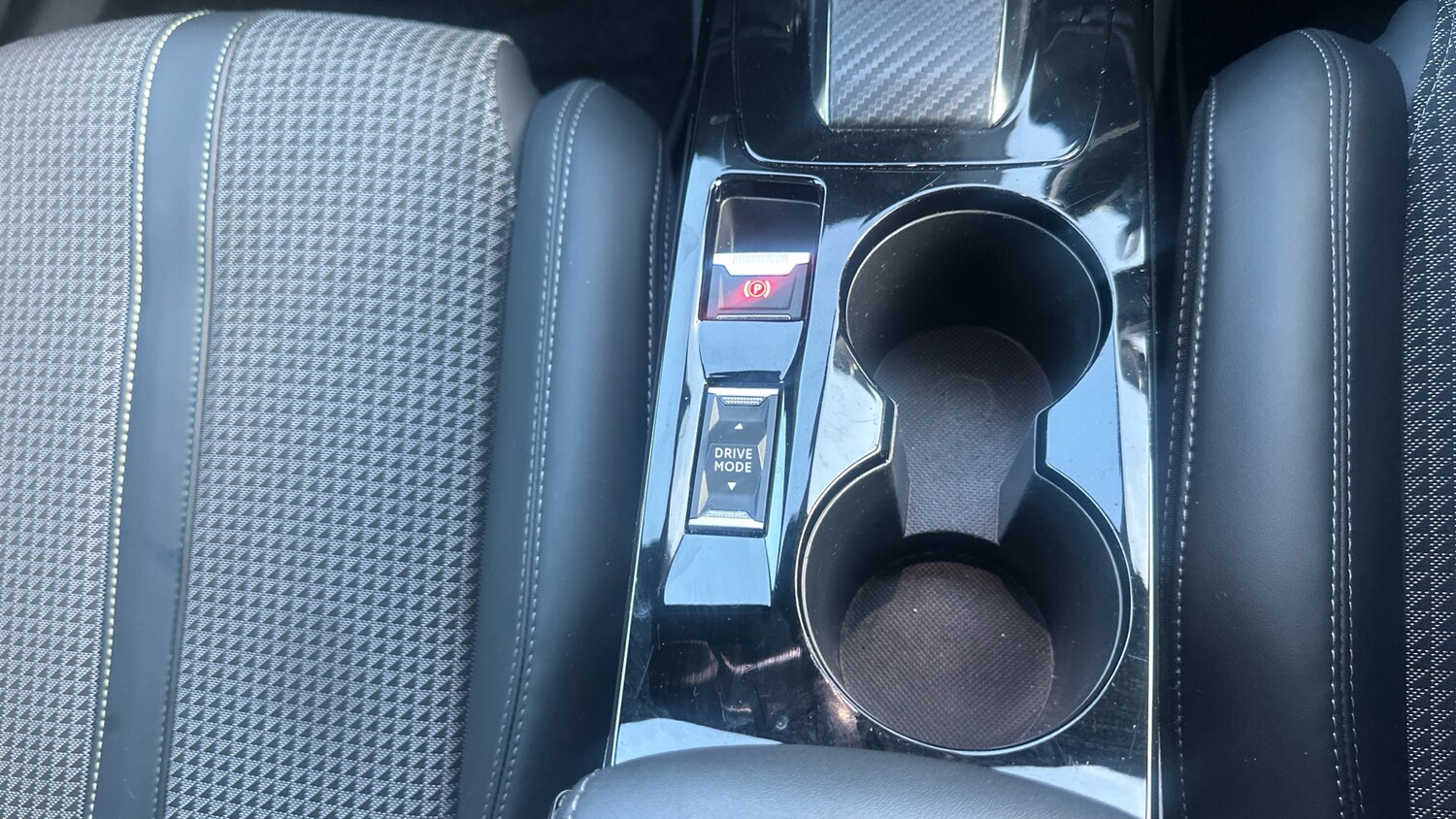 Used Peugeot 2008 2022 for sale - 78171970: Photo 21