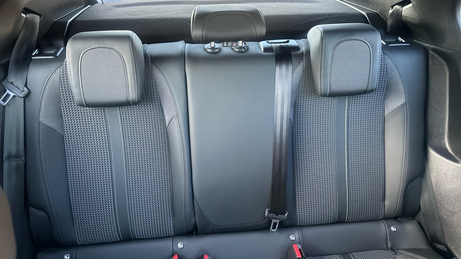 Used Peugeot 2008 2022 for sale - 78171970: Photo 25