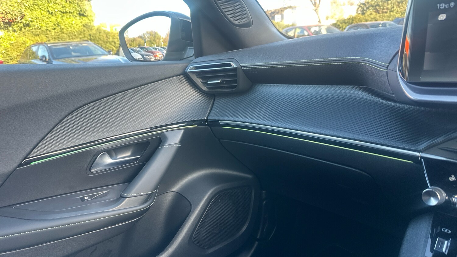 Used Peugeot 2008 2022 for sale - 78171970: Photo 31