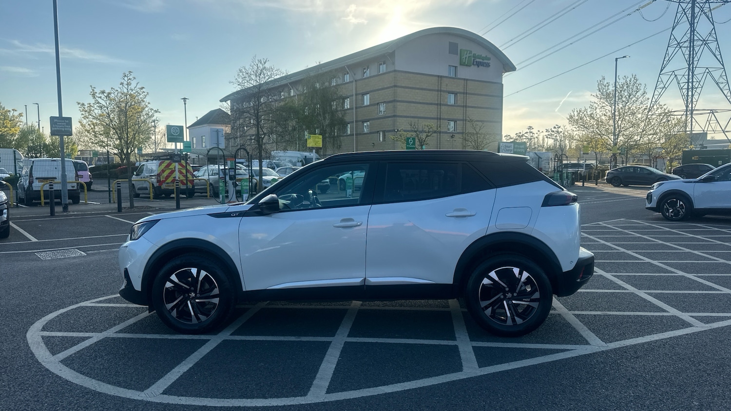 Used Peugeot 2008 2022 for sale - 78171970: Photo 6