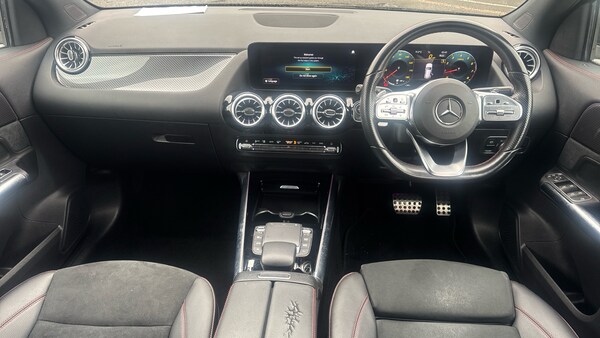Used Mercedes-Benz GLA 2022 for sale - 76176000: Photo 4
