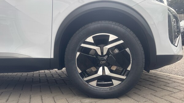 Used Peugeot 2008 2023 for sale - 75464504: Photo 17