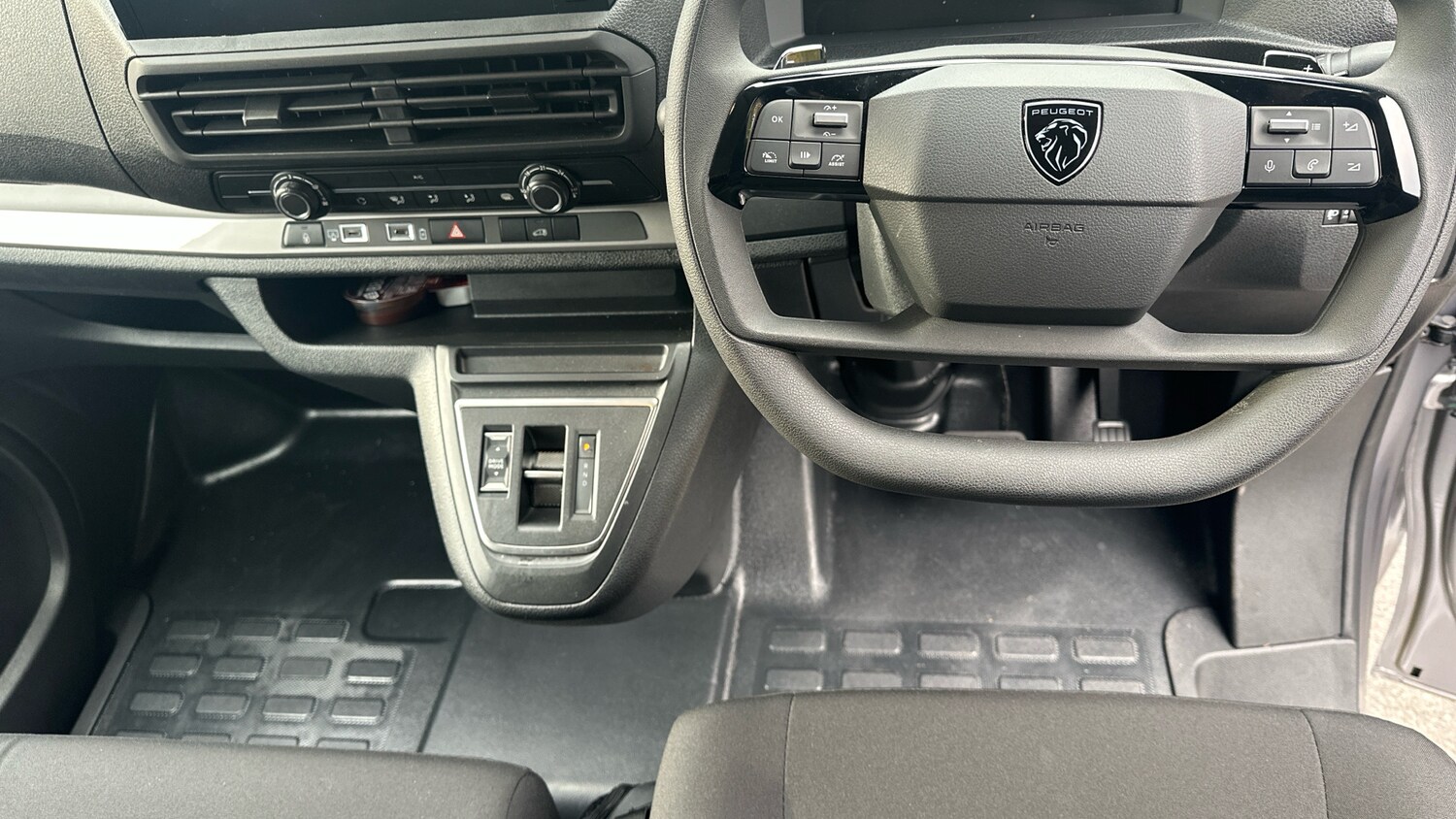 Used Peugeot Expert 2025 for sale - 76307999: Photo 4