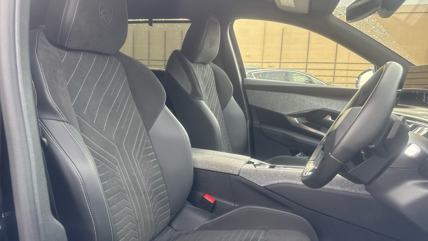 Used Peugeot 5008 2024 for sale - 76441665: Photo 42