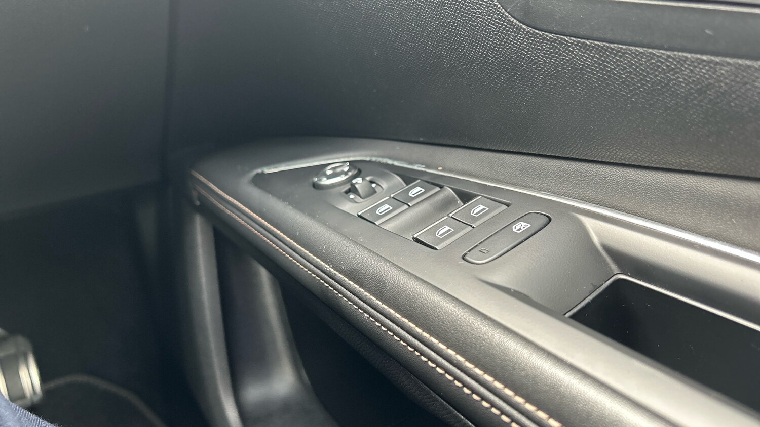 Used Peugeot 5008 2022 for sale - 76216458: Photo 22