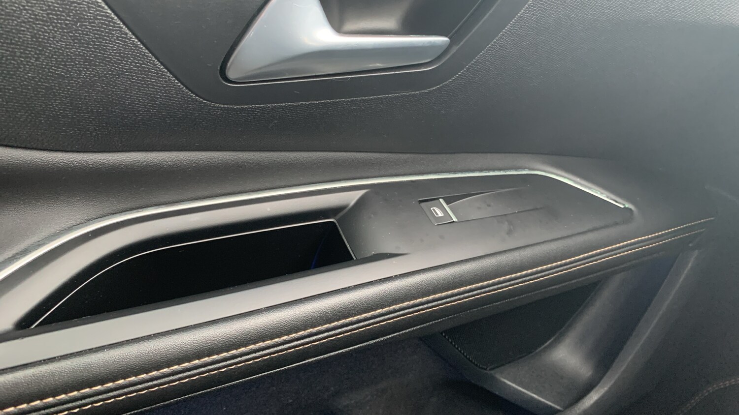 Used Peugeot 5008 2022 for sale - 76216458: Photo 41