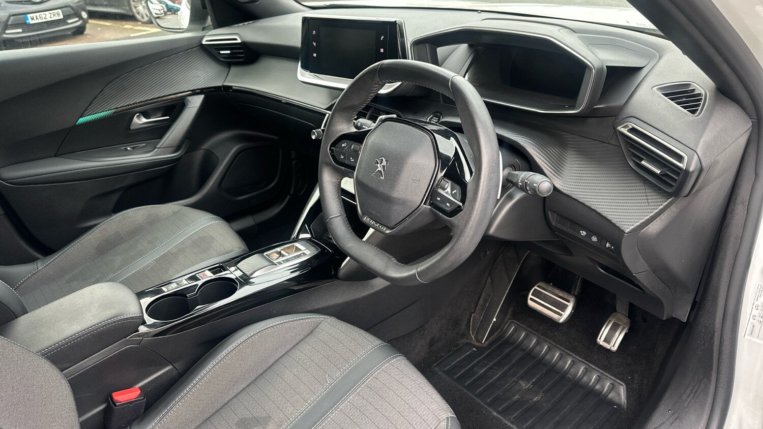 Used Peugeot 2008 2023 for sale - 77525611: Photo 11