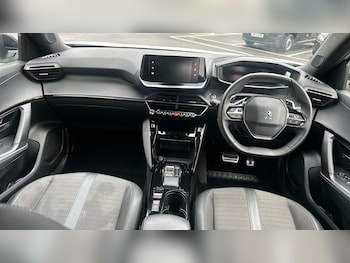 Used Peugeot 2008 2023 for sale - 77525611: Photo