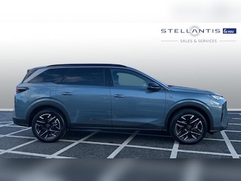 Used Peugeot 5008 2025 for sale - 79338389: Photo