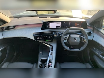 Used Peugeot 5008 2025 for sale - 79338389: Photo