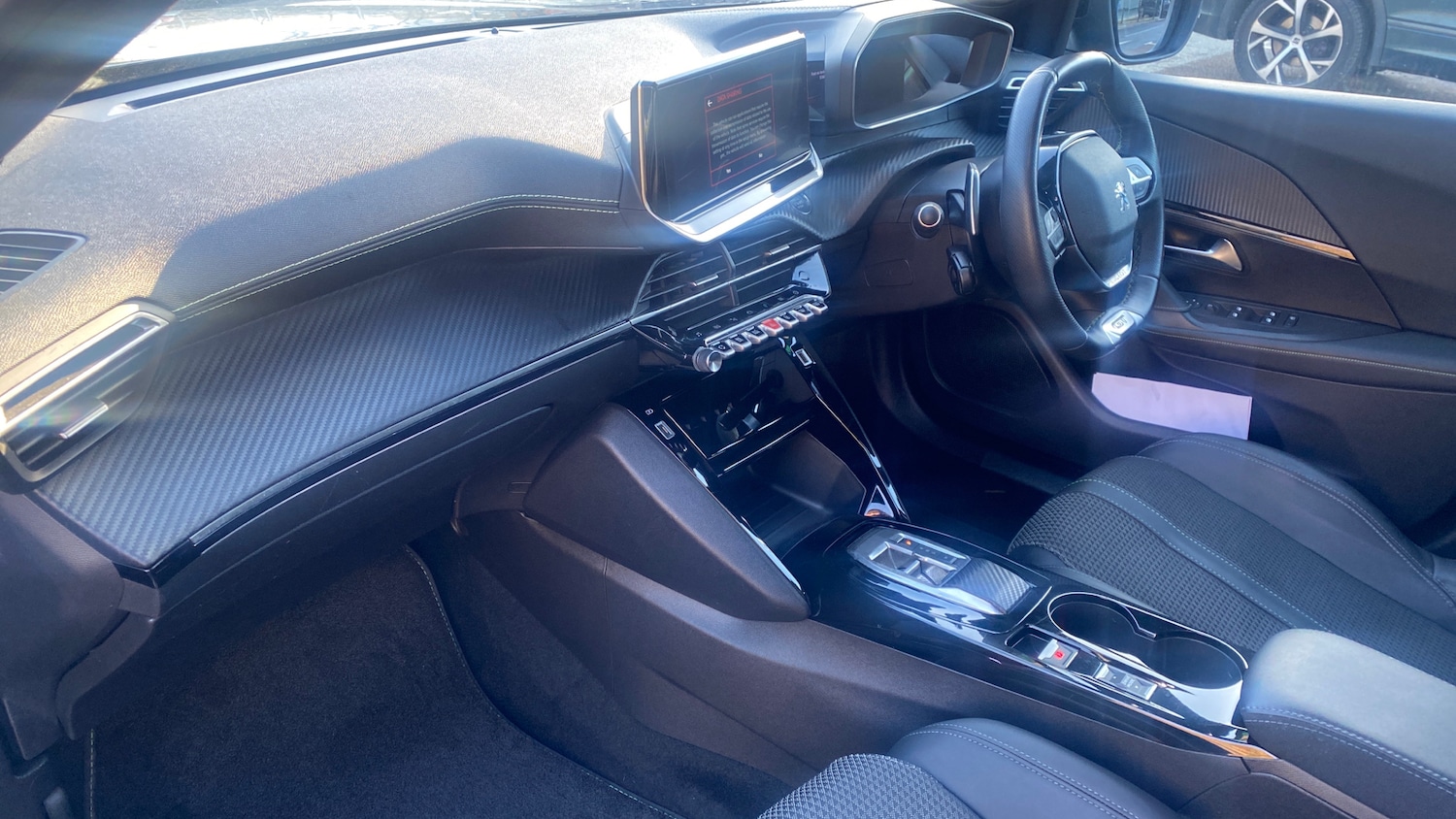 Used Peugeot 2008 2022 for sale - 77121164: Photo 13