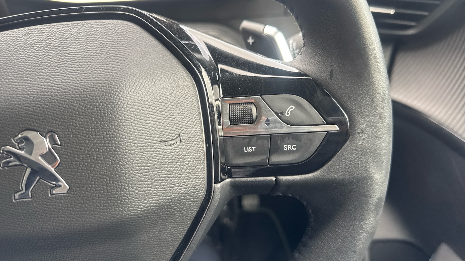 Used Peugeot 208 2021 for sale - 76327639: Photo 24