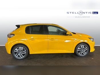 Used Peugeot 208 2021 for sale - 76327639: Photo