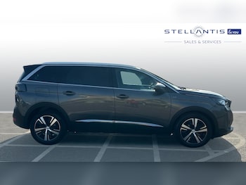 Used Peugeot 5008 2023 for sale - 78742672: Photo