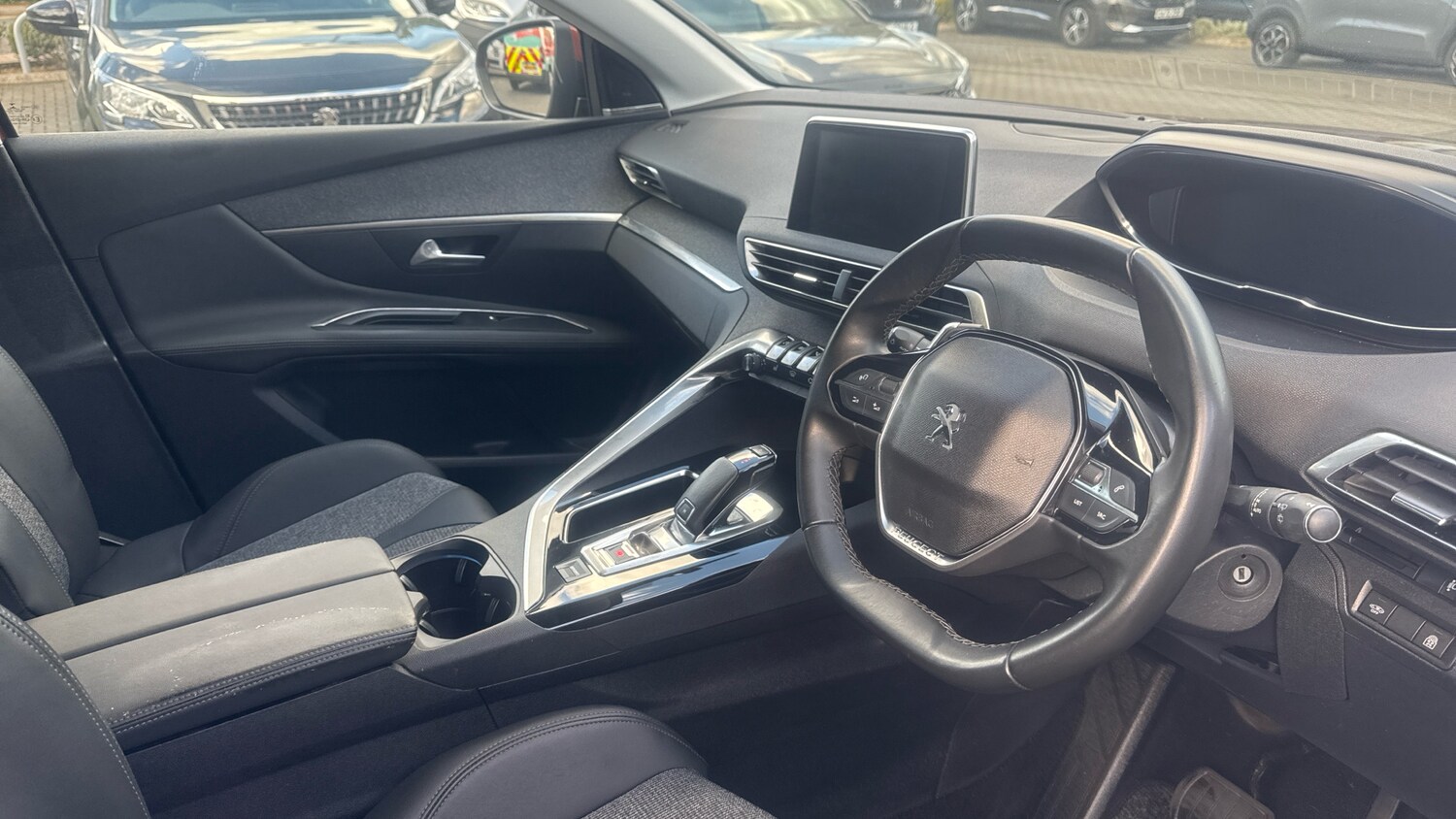 Used Peugeot 3008 2019 for sale - 75811543: Photo 11