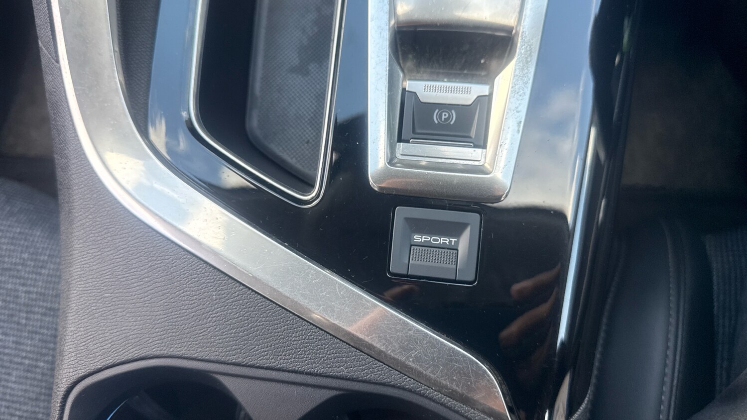 Used Peugeot 3008 2019 for sale - 75811543: Photo 21