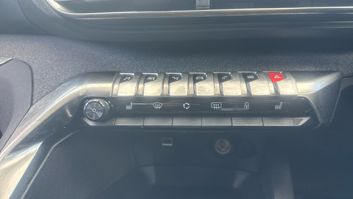 Used Peugeot 3008 2019 for sale - 75811543: Photo 40