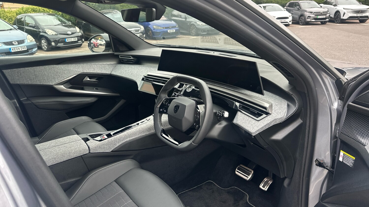 Used Peugeot 5008 2025 for sale - 76241116: Photo 11