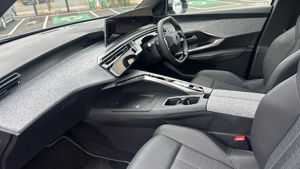 Used Peugeot 5008 2025 for sale - 76241116: Photo 12