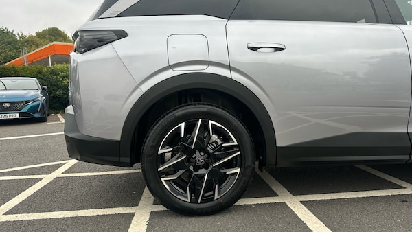 Used Peugeot 5008 2025 for sale - 76241116: Photo 17