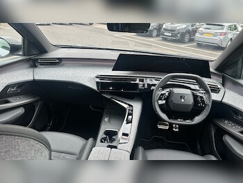Used Peugeot 5008 2025 for sale - 76241116: Photo 4
