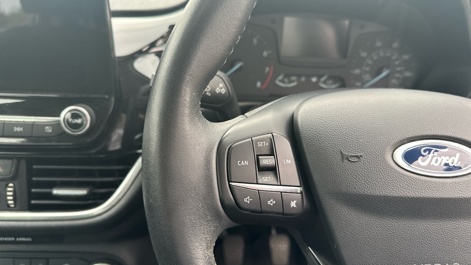 Used Ford Fiesta 2018 for sale - 77110098: Photo 24