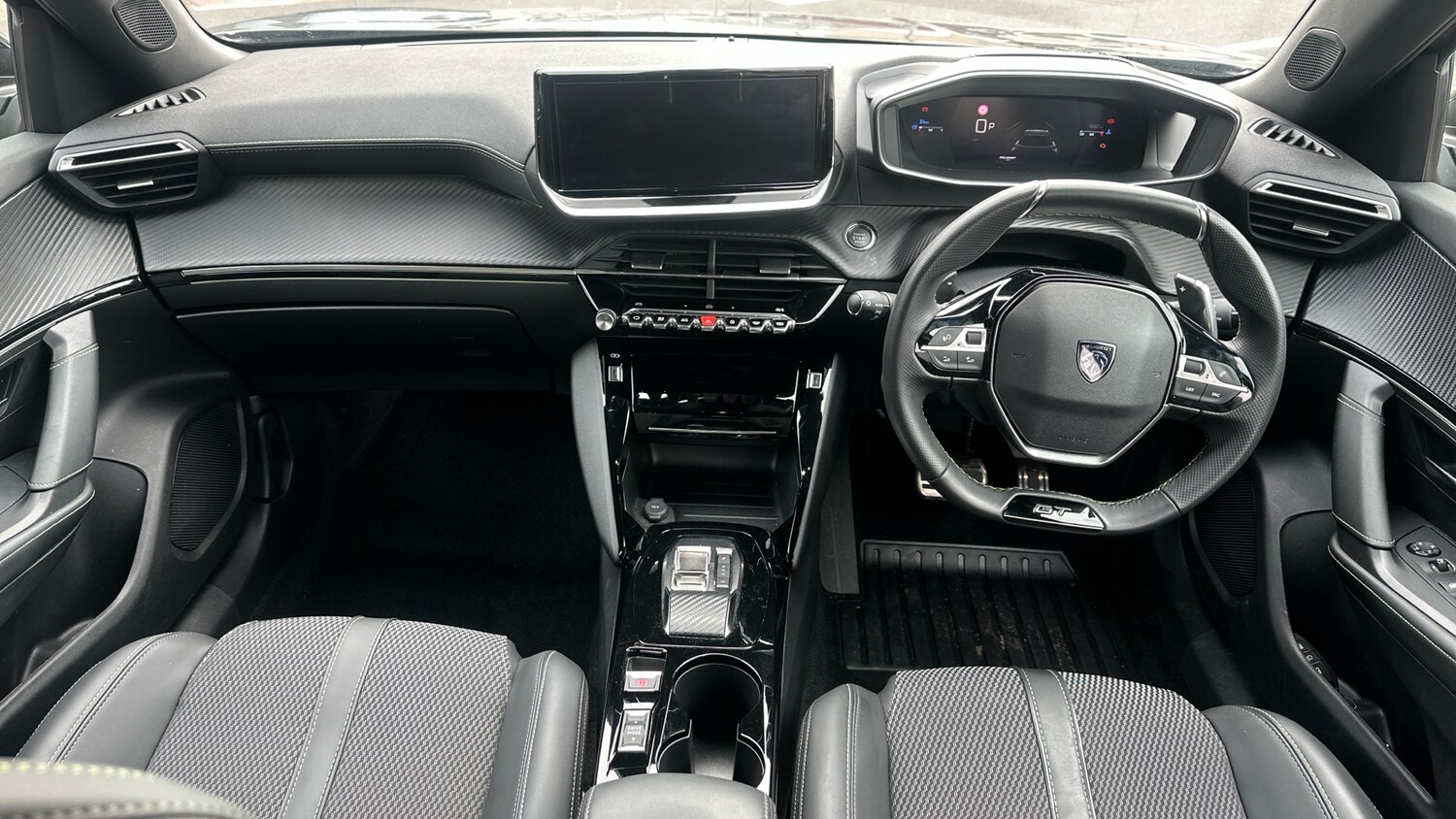 Used Peugeot 2008 2023 for sale - 76241119: Photo 4