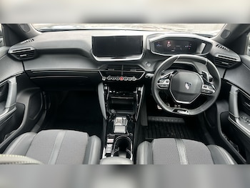 Used Peugeot 2008 2023 for sale - 76241119: Photo 4