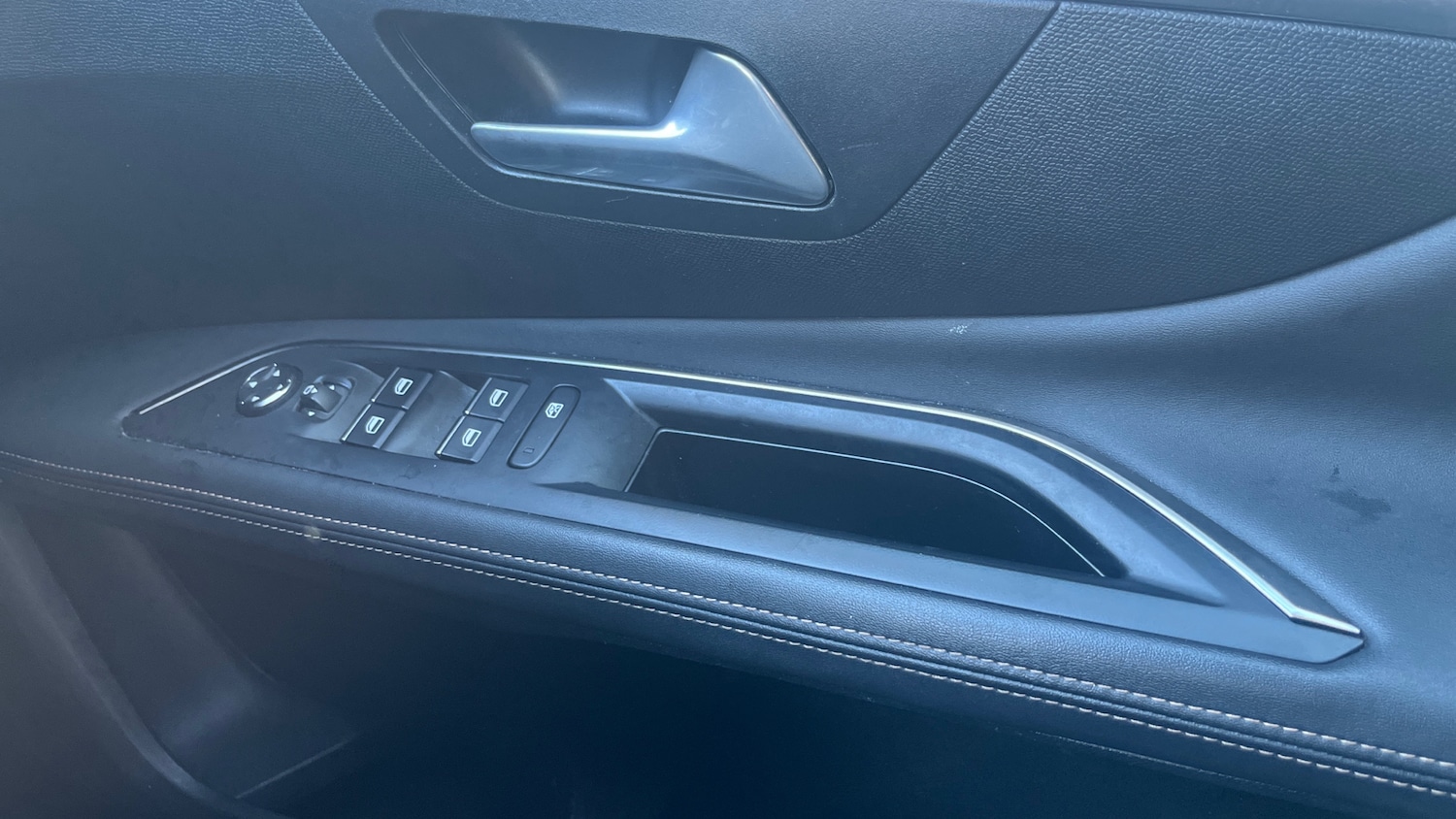 Used Peugeot 3008 2022 for sale - 77884369: Photo 22