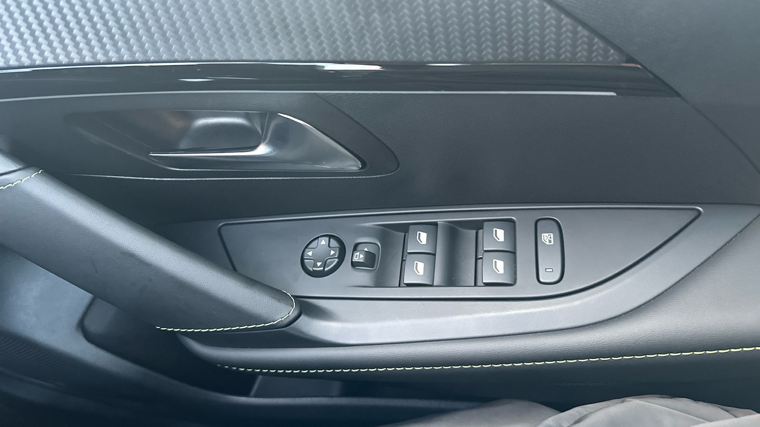 Used Peugeot 208 2025 for sale - 76914348: Photo 22