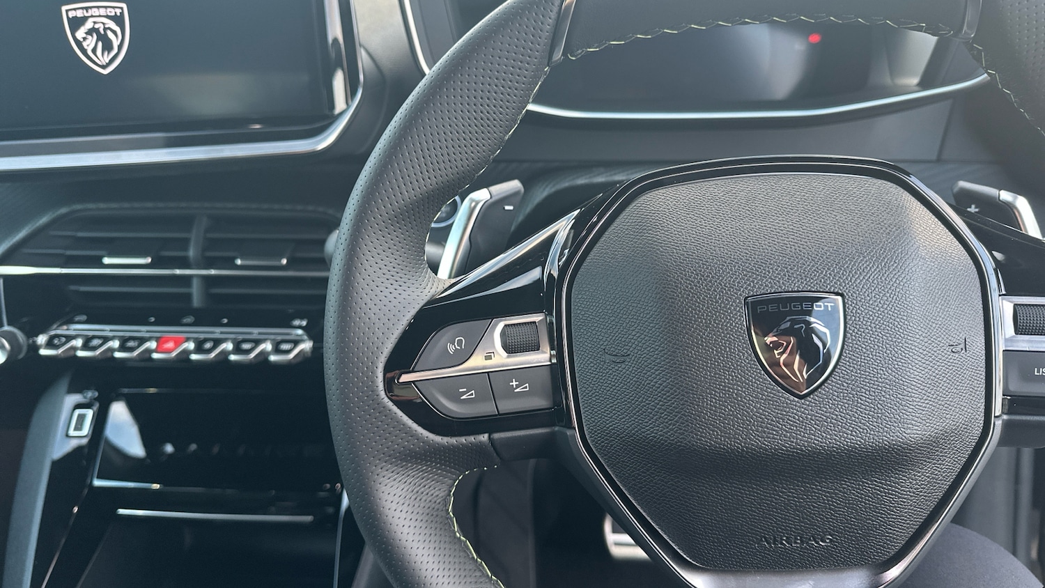 Used Peugeot 208 2025 for sale - 76914348: Photo 23
