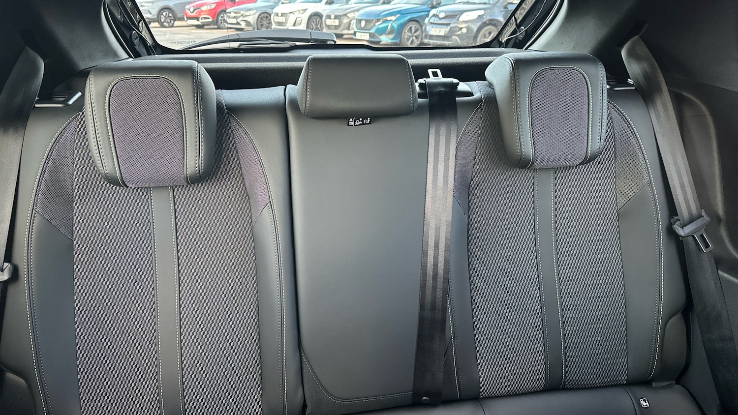 Used Peugeot 208 2025 for sale - 76914348: Photo 25