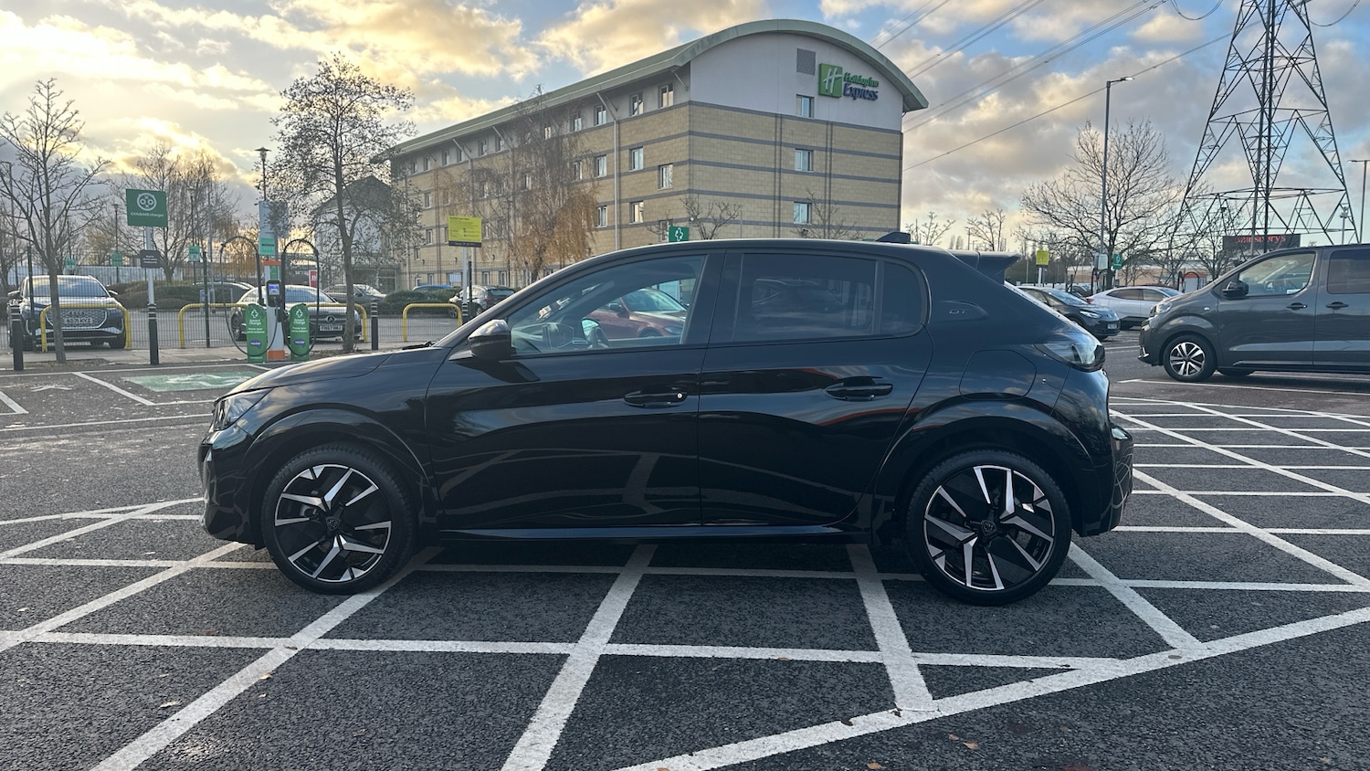 Used Peugeot 208 2025 for sale - 76914348: Photo 6