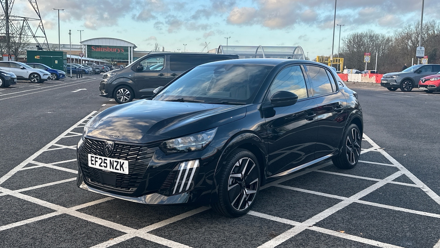 Used Peugeot 208 2025 for sale - 76914348: Photo 7