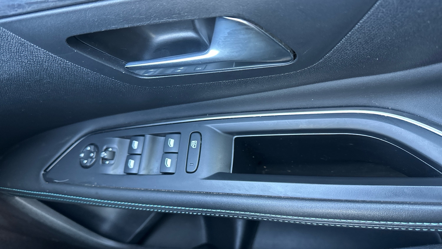 Used Peugeot 5008 2022 for sale - 77599547: Photo 22