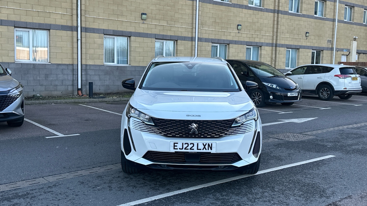 Used Peugeot 5008 2022 for sale - 77599547: Photo 8