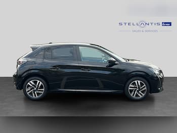 Used Peugeot 208 2023 for sale - 79646892: Photo