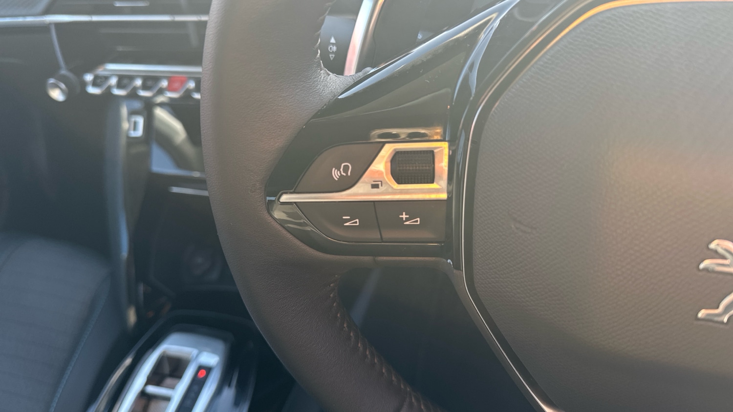 Used Peugeot 208 2023 for sale - 77018070: Photo 23