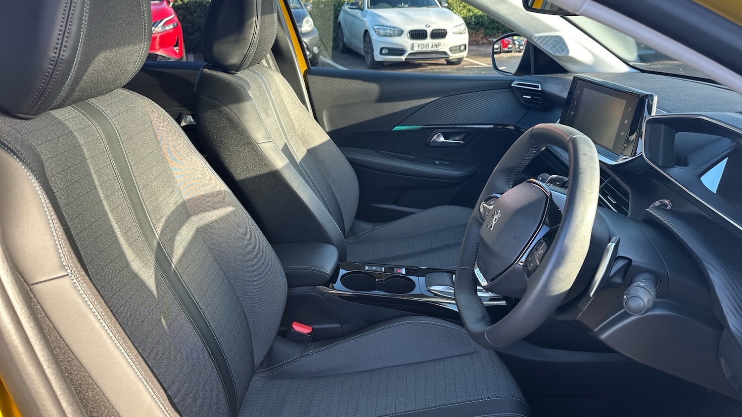 Used Peugeot 208 2023 for sale - 77018070: Photo 32