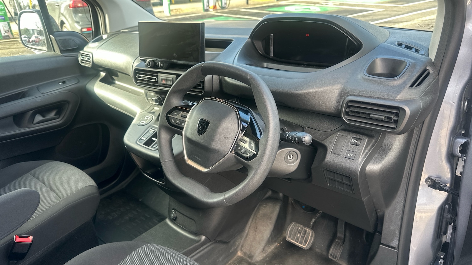 Used Peugeot Partner 2024 for sale - 77794772: Photo 11