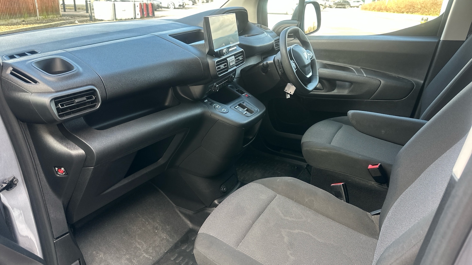 Used Peugeot Partner 2024 for sale - 77794772: Photo 12