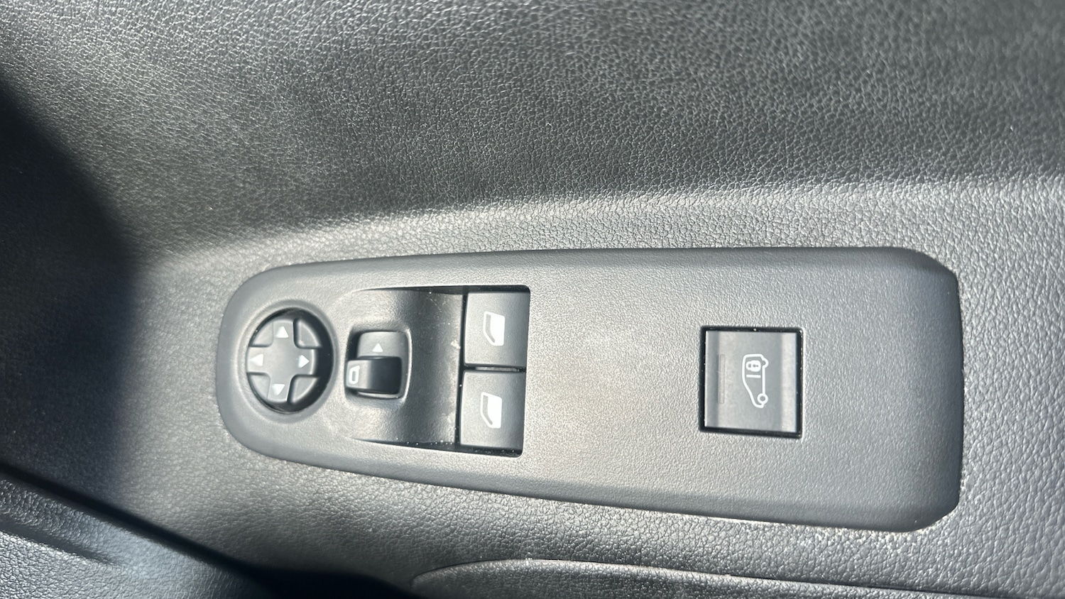 Used Peugeot Partner 2024 for sale - 77794772: Photo 22