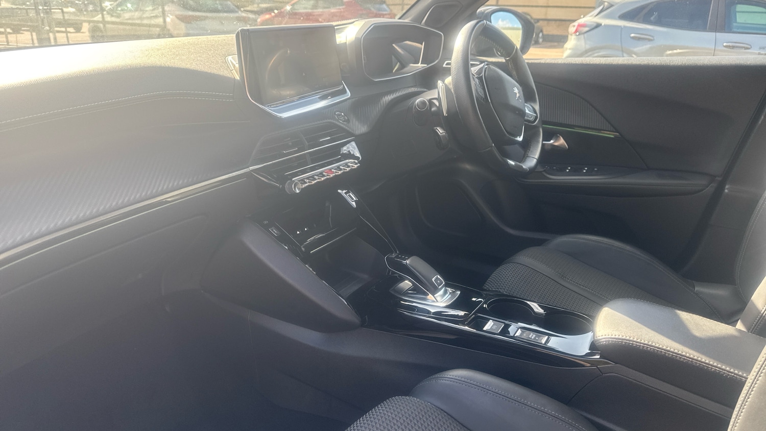 Used Peugeot 2008 2020 for sale - 77110097: Photo 13