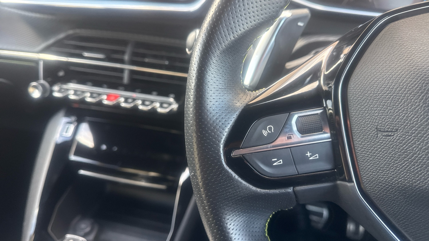 Used Peugeot 2008 2020 for sale - 77110097: Photo 24