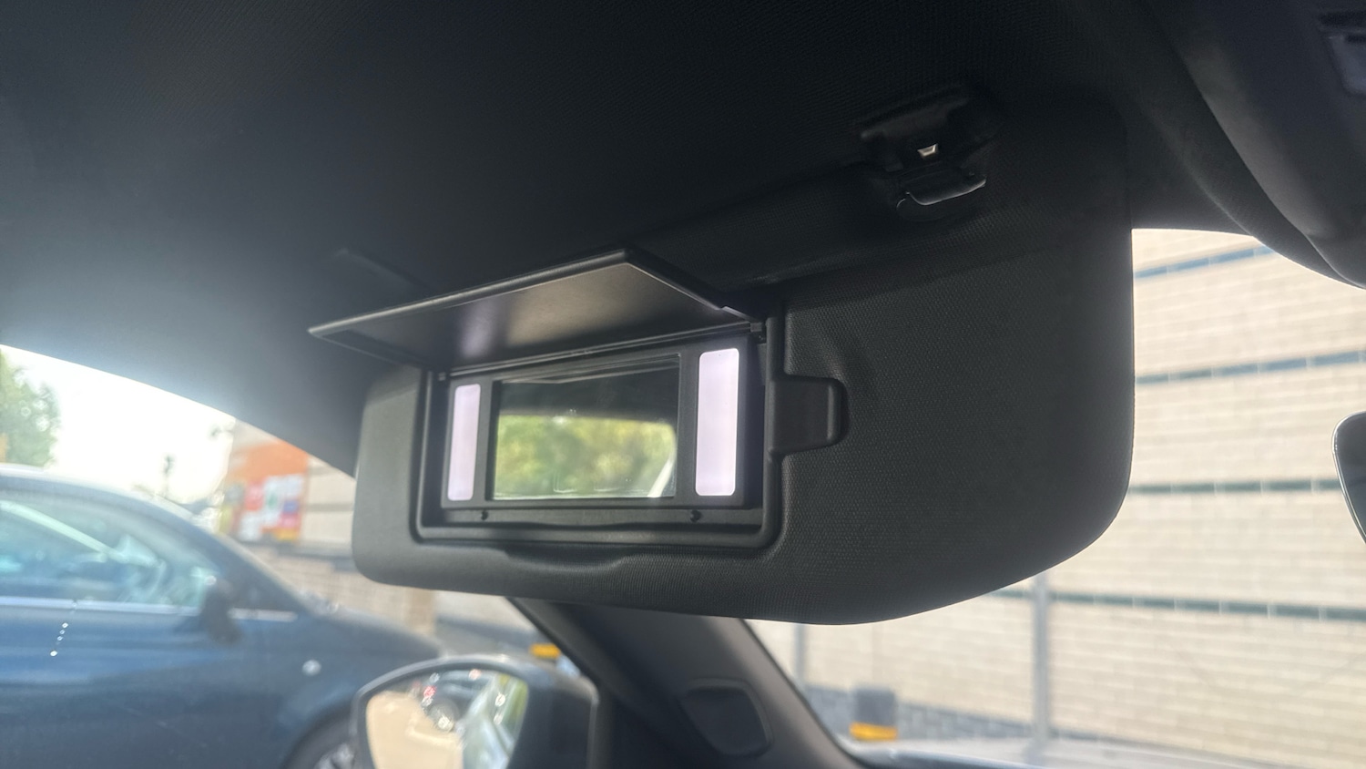 Used Peugeot 2008 2020 for sale - 77110097: Photo 37