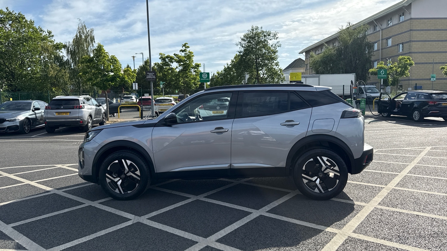 Used Peugeot 2008 2025 for sale - 75979445: Photo 6