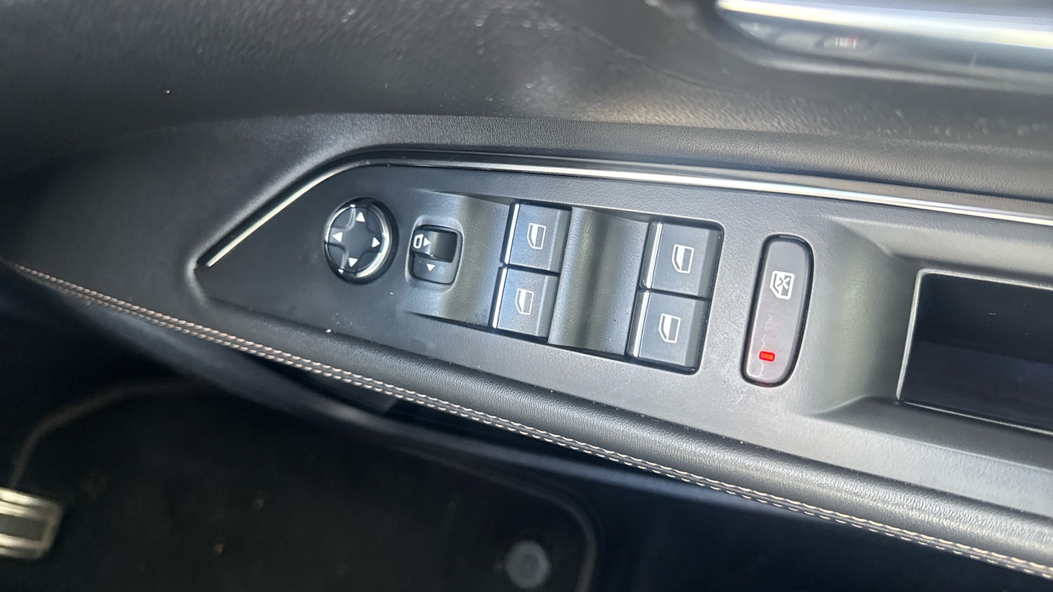 Used Peugeot 5008 2022 for sale - 76350385: Photo 22