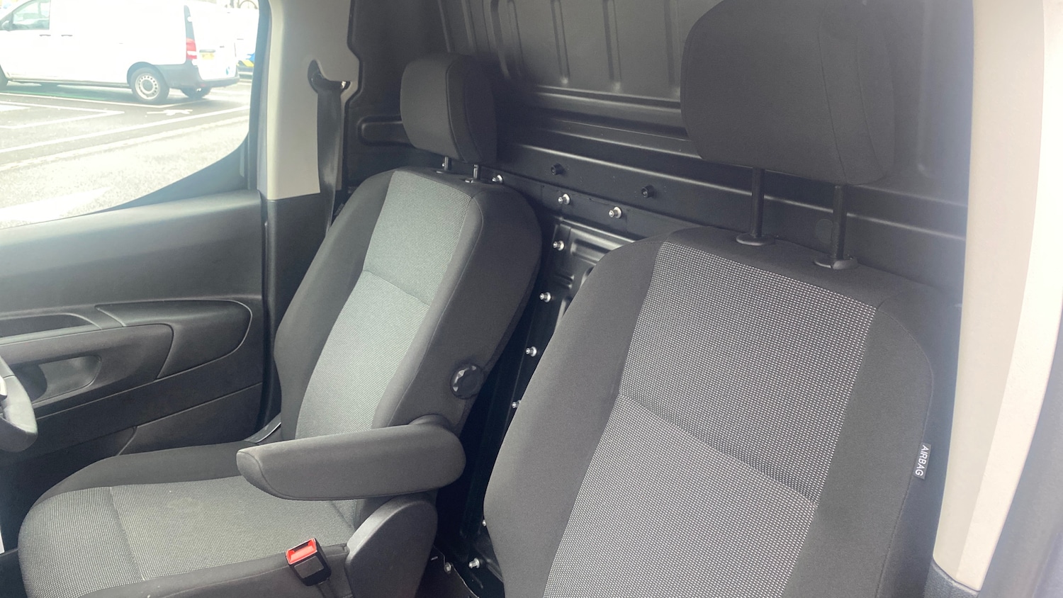 Used Peugeot Partner 2024 for sale - 77397013: Photo 4