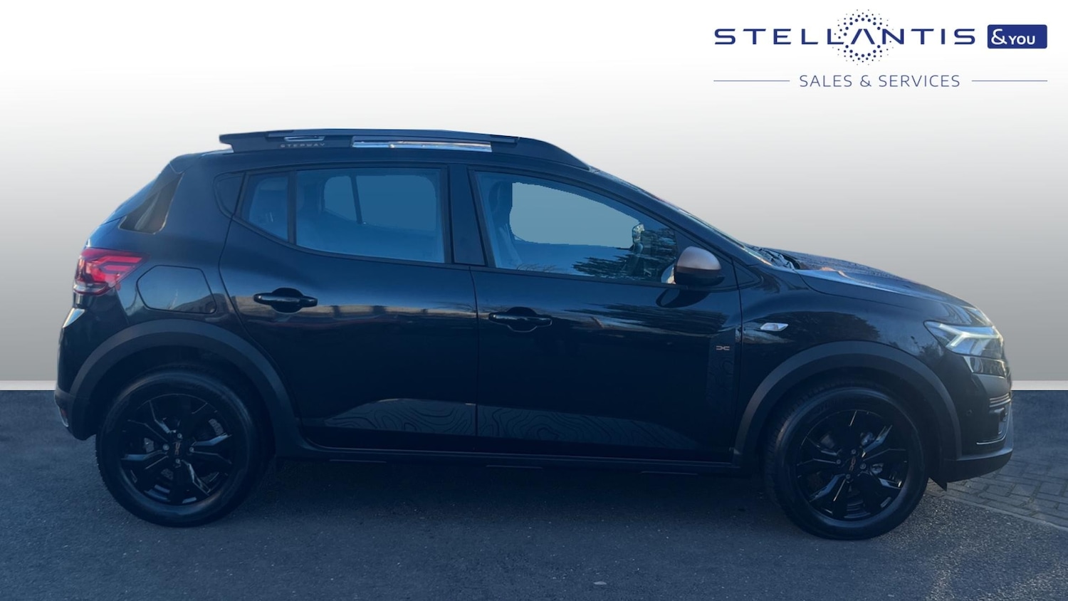 Used Dacia Sandero Stepway 2025 for sale - 77102476: Photo 2